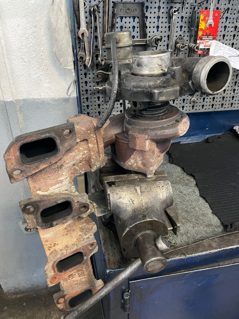 Turbina Tractor inainte de dezasamblare