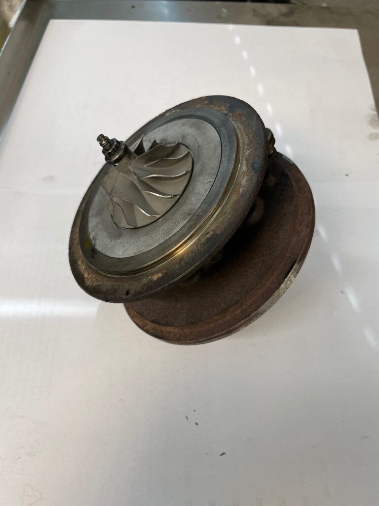 Corpul turbinei asamblat