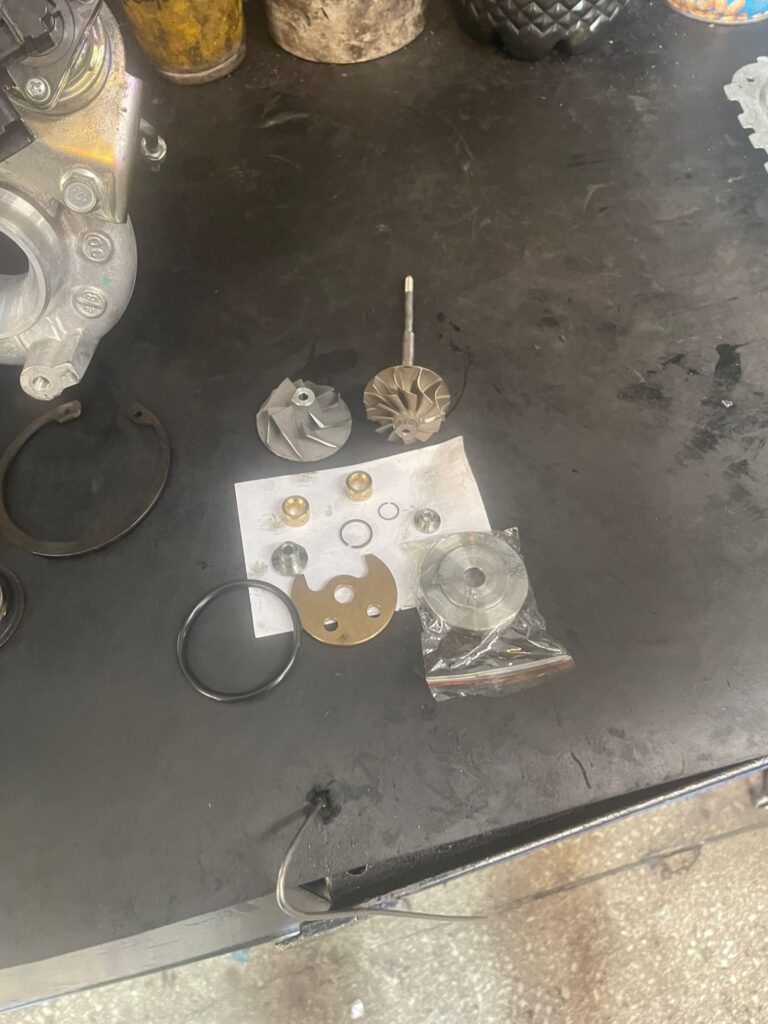 Piesele noi- turbina peugeot 208