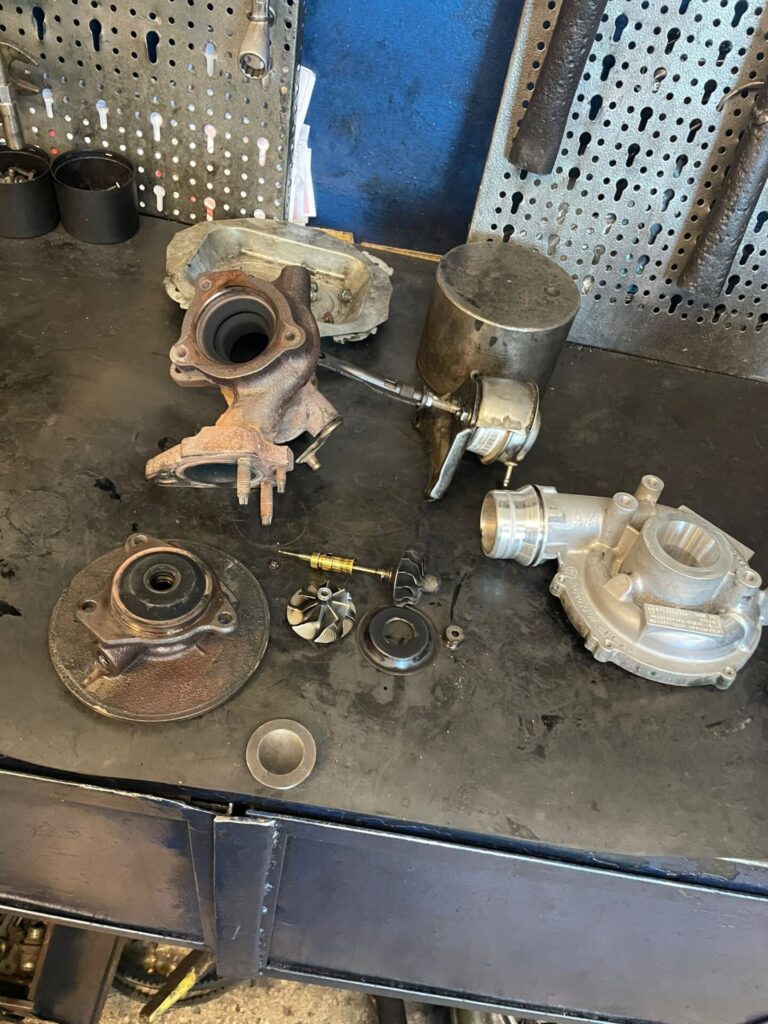 Turbina Dacia Duster desfacuta