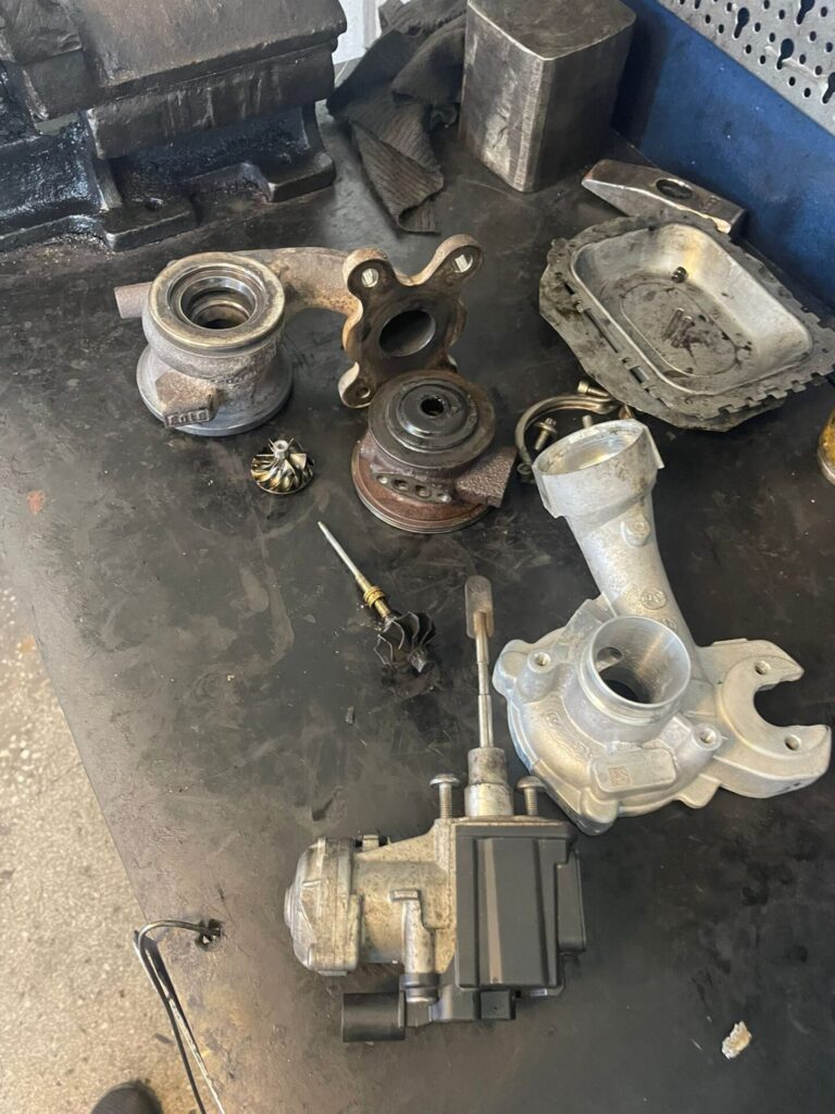 Turbina desfacuta Volkswagen Golf 7