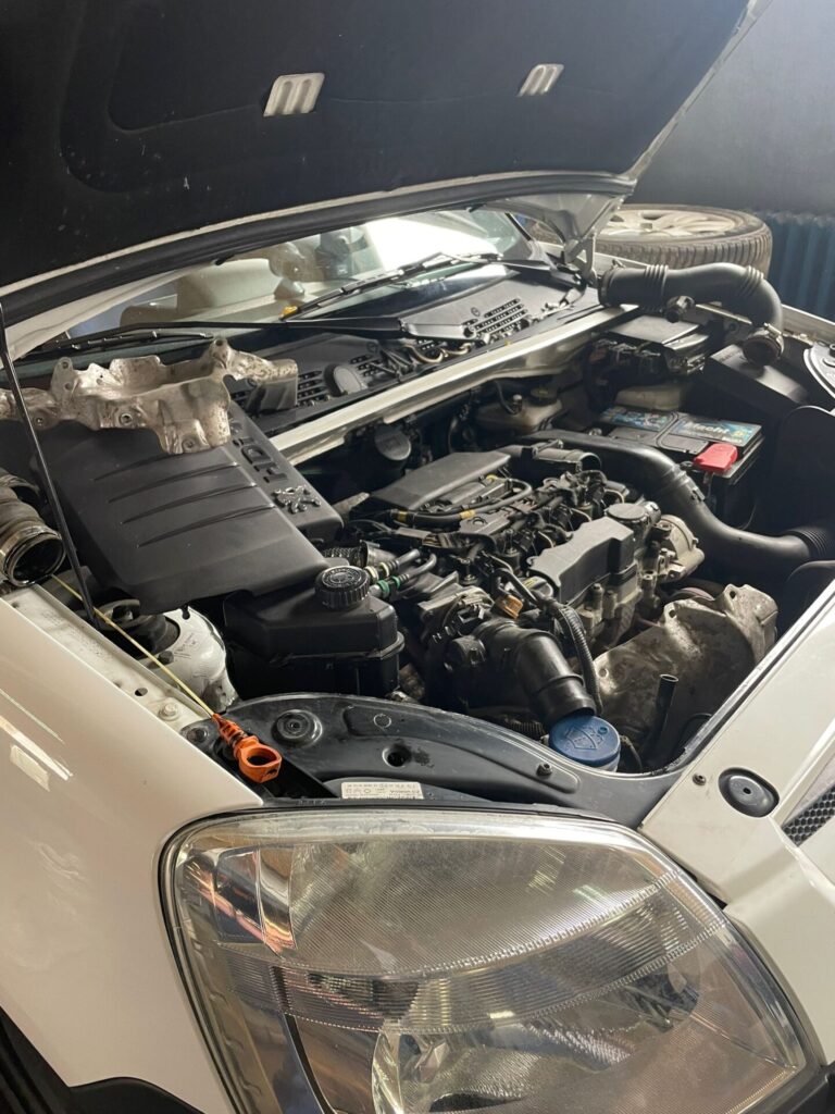 Demontarea turbinei peugeot 508
