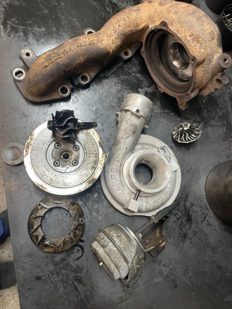 Turbina Alfa Romeo 159 desfacuta