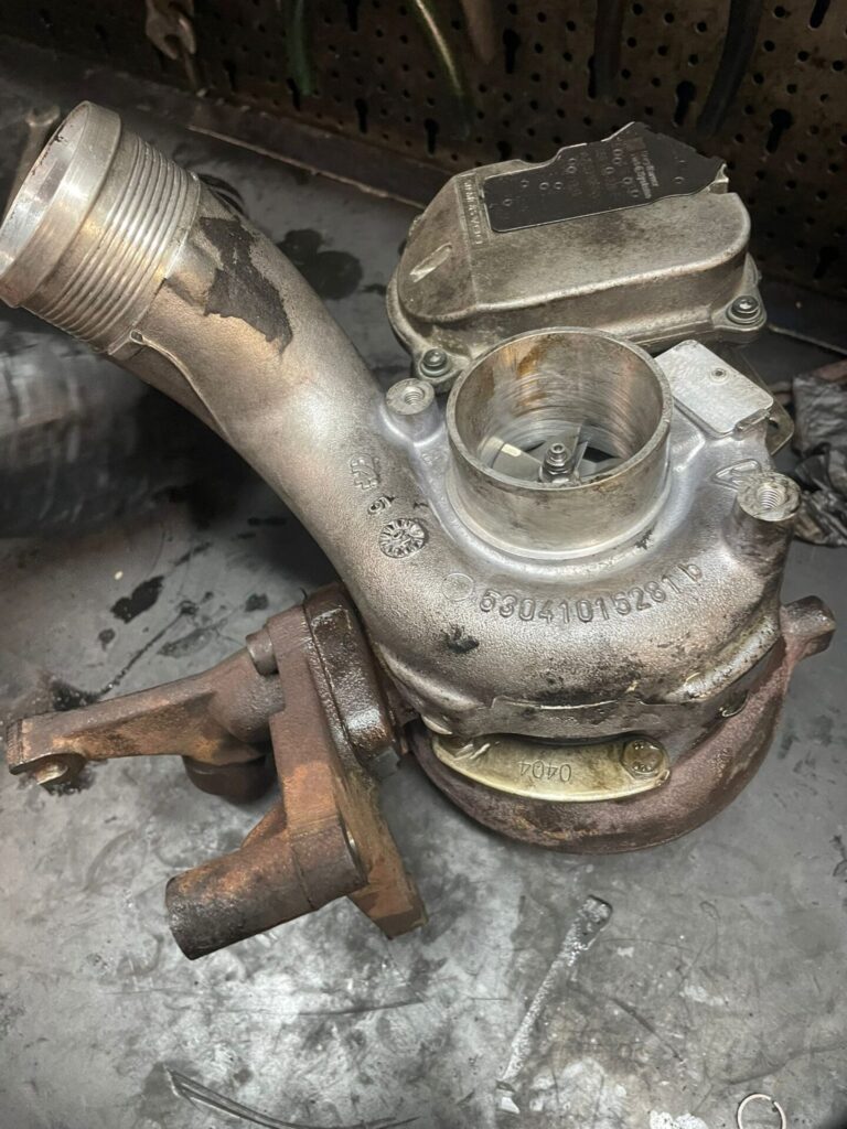 Turbina Audi Q7 in stare initiala