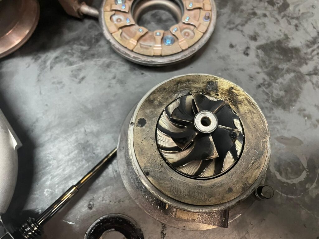 Piesele uzate turbina Jaguar F-pace