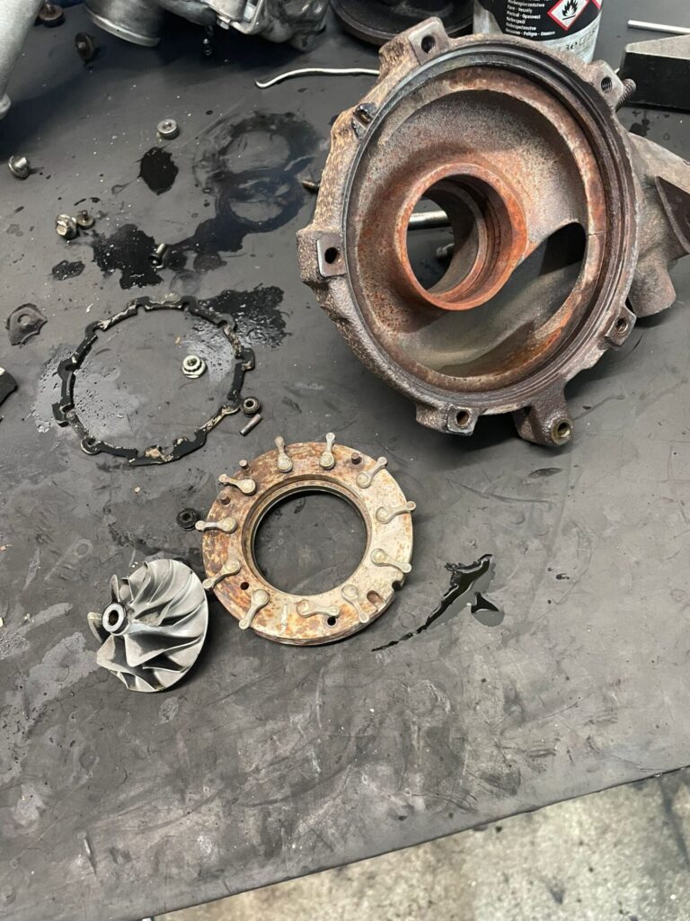 Piesele defecte ale turbinei