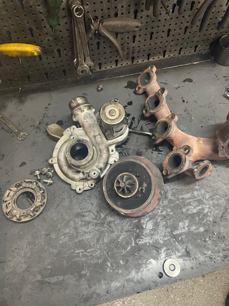 Turbina dezasamblata