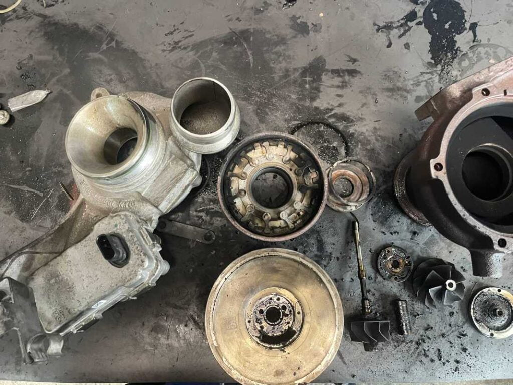 Piese turbina BMW F10 3.0 2015