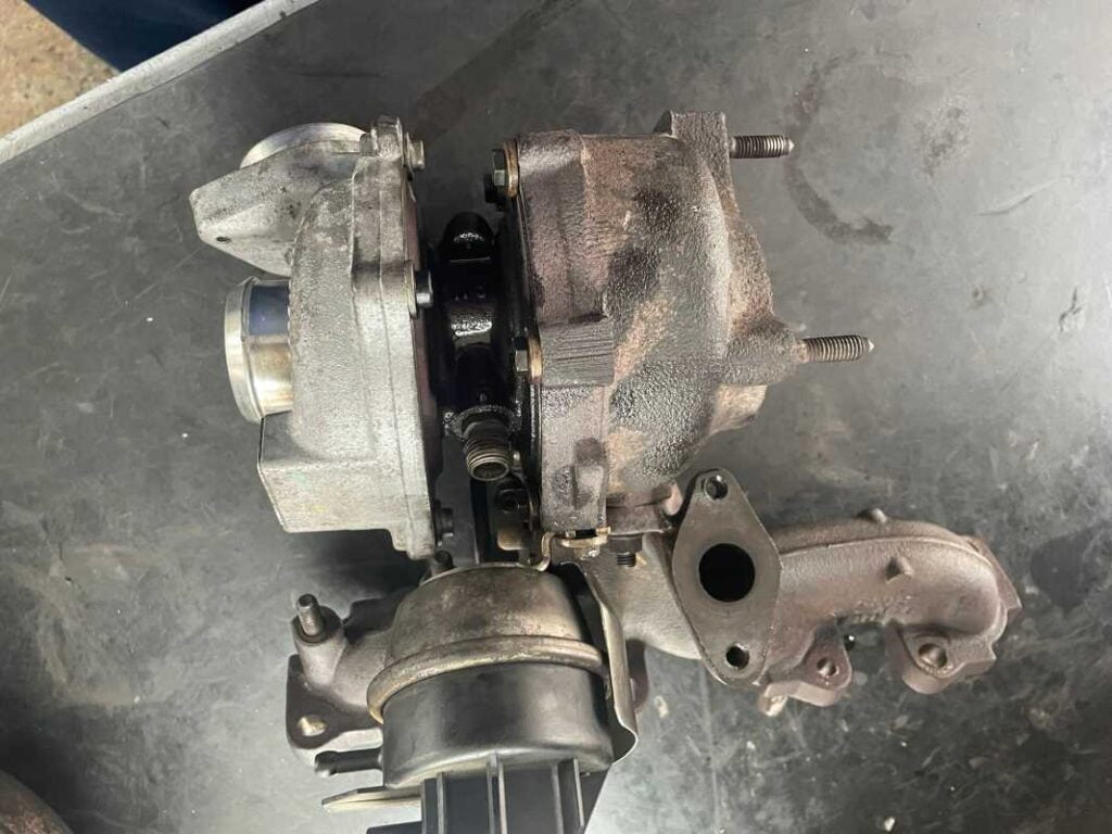 Piesele turbosuflantei Audi A4 2.0 TFSI