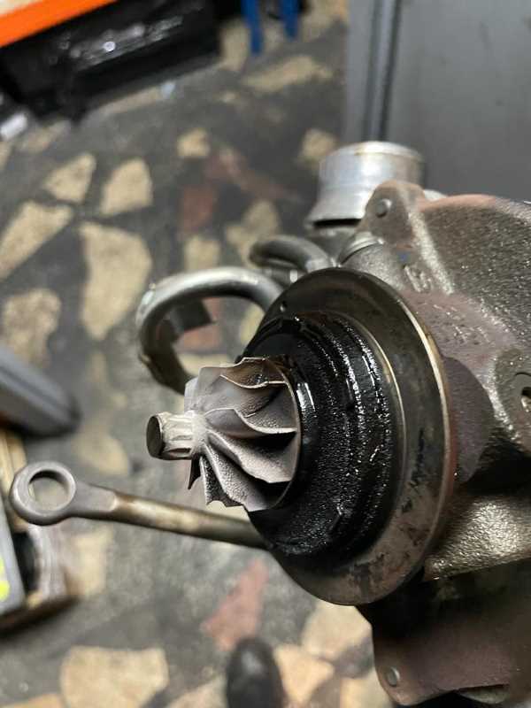 Turbosuflanta defecta Dacia Sandero 2021