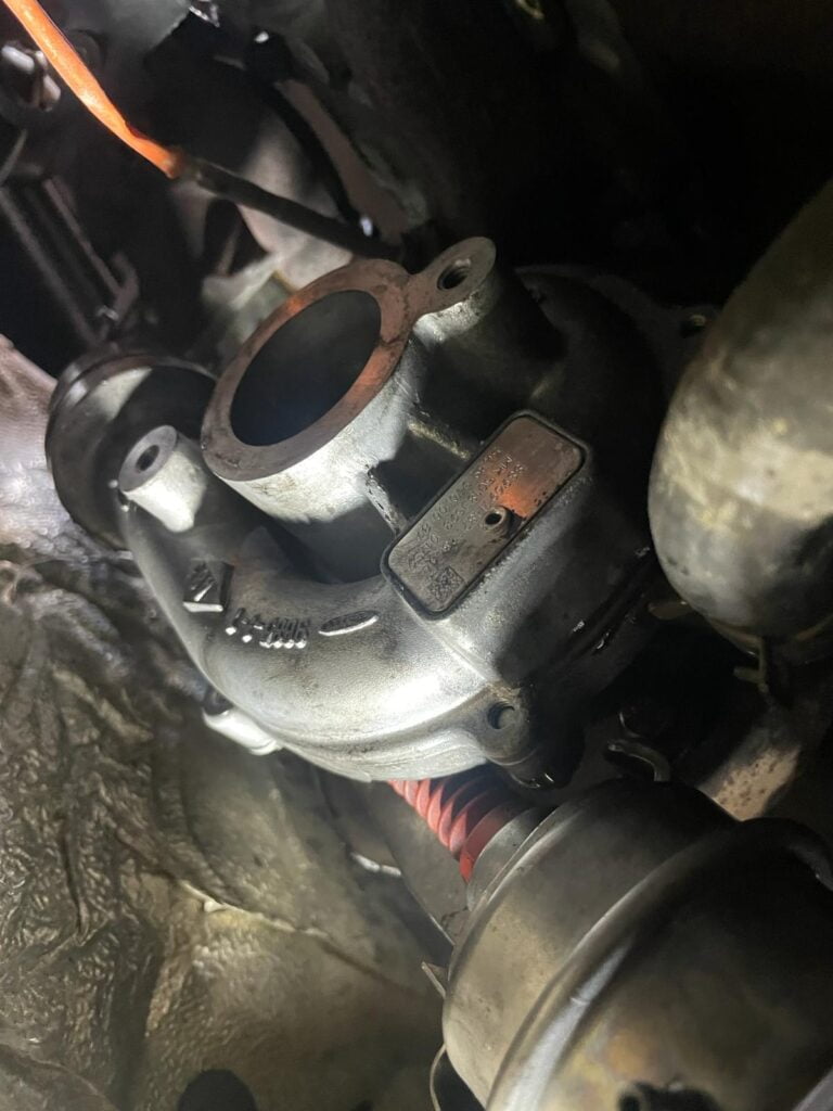 Turbosuflanta Dacia Duster 1.5 dCi 2012