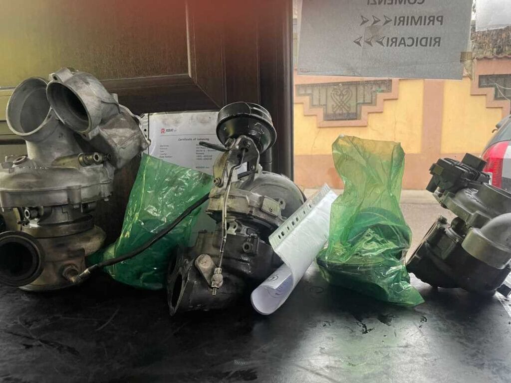 Turbosuflanta tri-turbo BMW X6 3.0D 2017