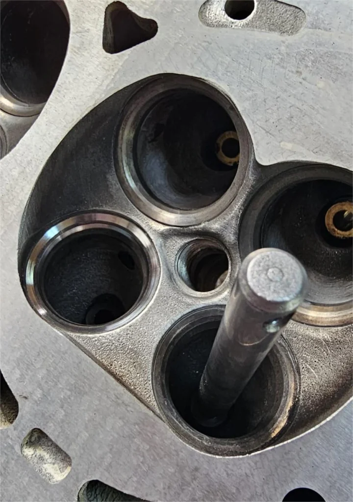 rectificare-scaune-de-supape-chiuloasa